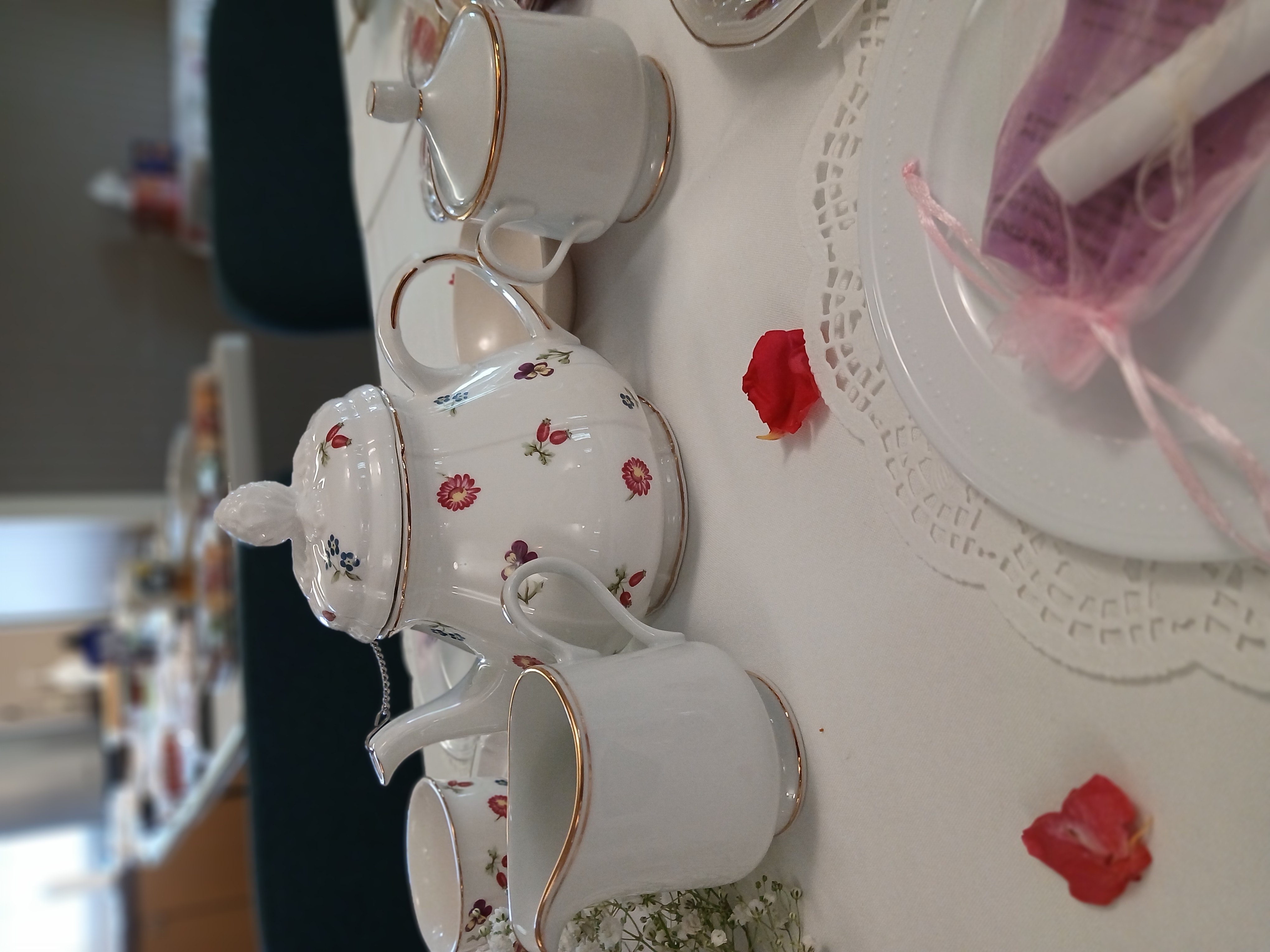 Tea party teapot display